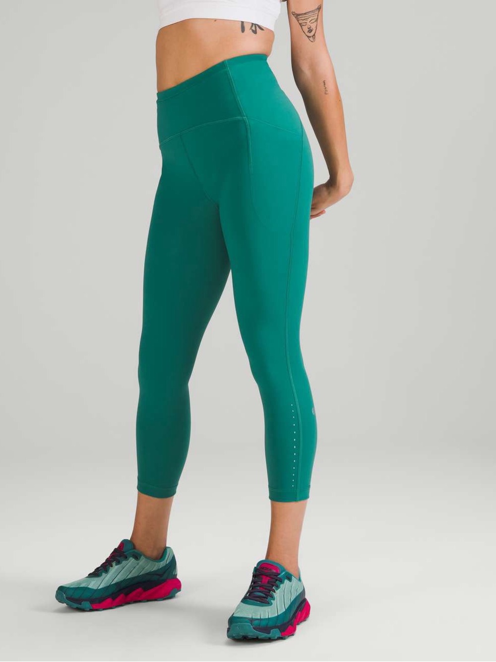Lululemon Swift Speed High-Rise Crop 21"